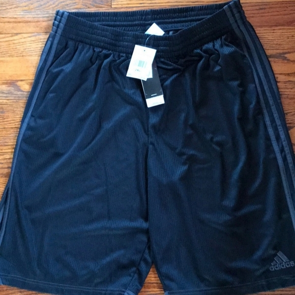 🥊ADIDAS MENS SHORTS SIZE 2XL/MEDIUM SHORTS 🥊 - Picture 9 of 9